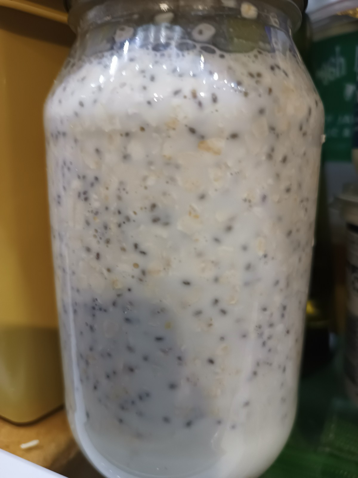 Tasty tip Tuesday! Oat and Chia seed&nbsp;pudding