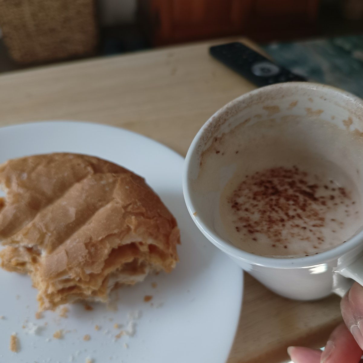 Aussie breakfast at home: flat white coffee and egg sandwich&nbsp;🥪